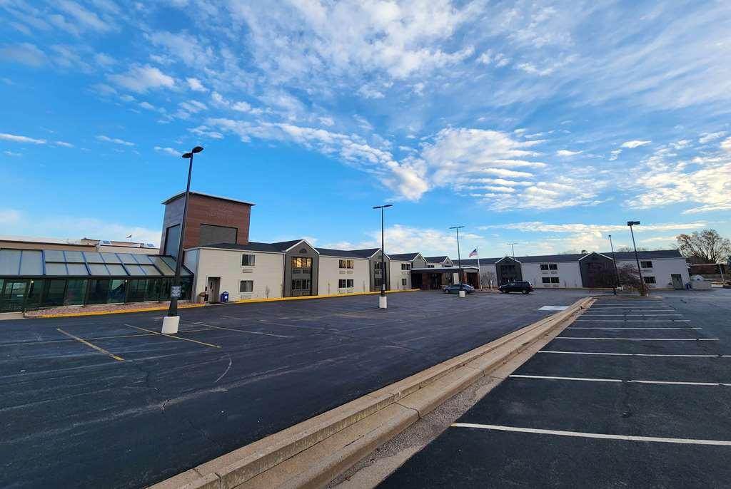 La Quinta Inn By Wyndham Wausau Exteriör bild