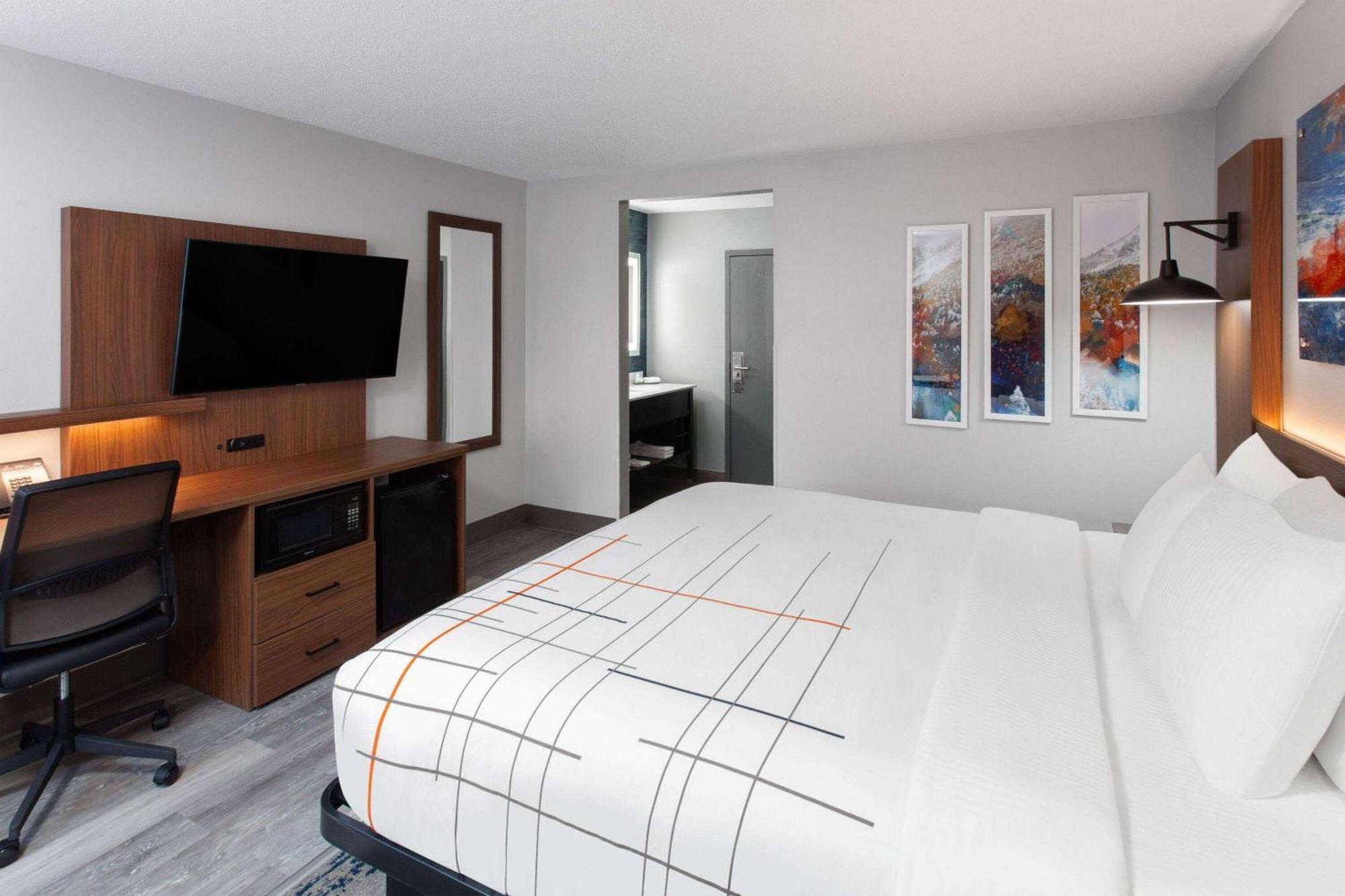 La Quinta Inn By Wyndham Wausau Exteriör bild