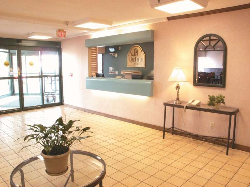 La Quinta Inn By Wyndham Wausau Exteriör bild